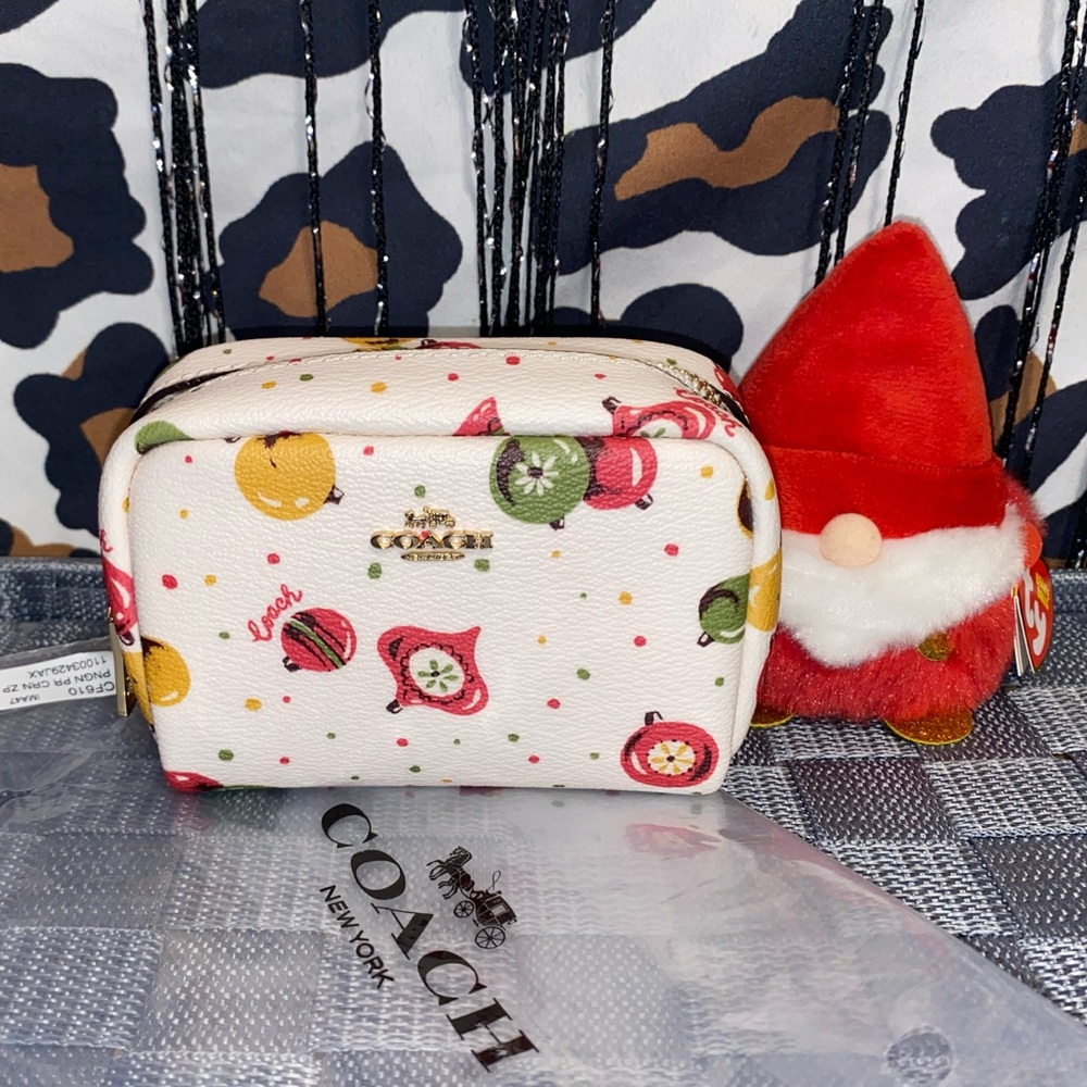COACH BOXY COSMETICS CASE WITH ORNAMENT PRINT